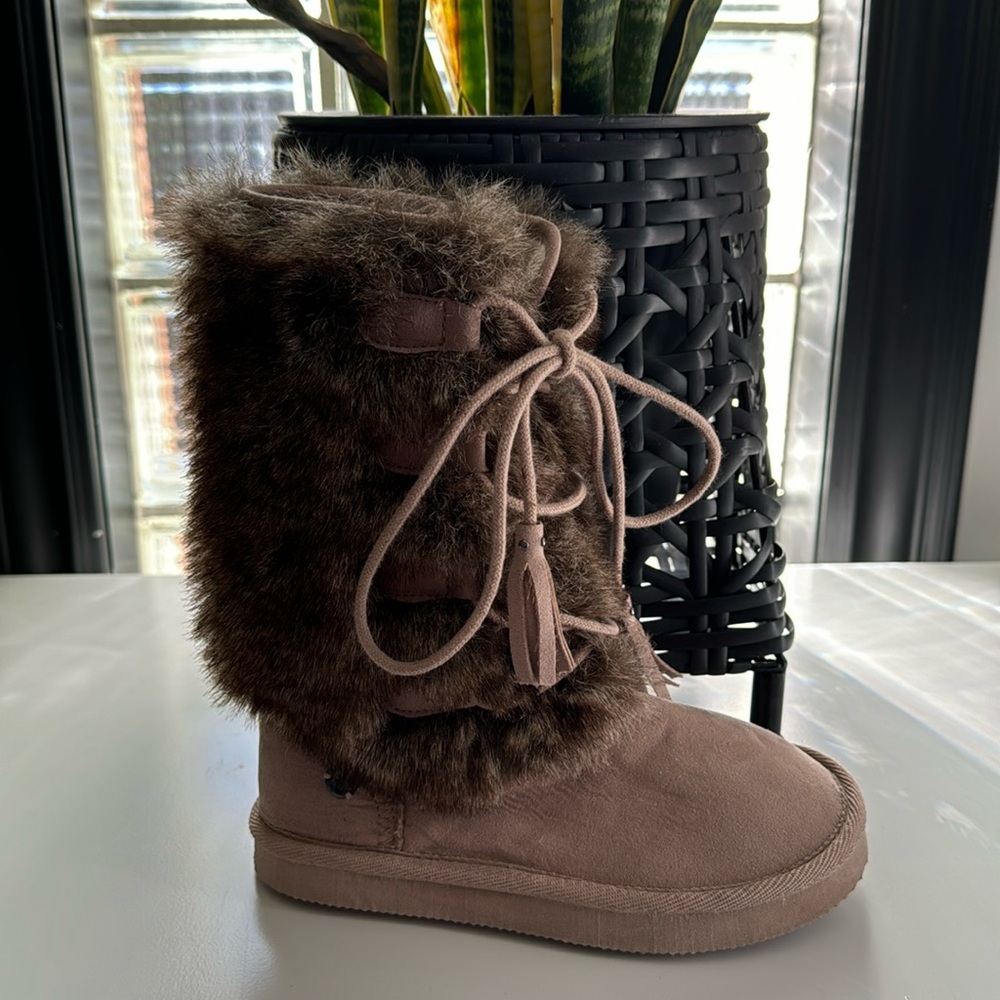 MEXX Girls Faux Fur Lace up Tassel Boots